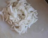 A picture of step 1 of Fried Bhindi.