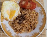 Foto langkah ke 4 dari resep Nasi Goreng Suwir Daging Sapi.