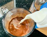 Hình bước làm 3 của món Nước ca cao đá và ca cao ấm (warm chocolate and iced chocolate drinks)