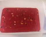 A picture of step 6 of Karachi Halwa/jelly halwa.