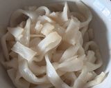 Foto langkah ke 5 dari resep Kwetiau Ayam Kuah.