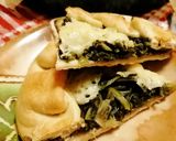 Foto del passaggio 4 della ricetta Galette salata con cicoria e formaggio pecorino