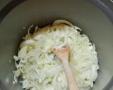 Une image de l'étape 2 de 🌱 Soupe à l'oignon gratinée.
