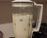 ,,Truskawkowe smoothie bowl z bananem i bakaliami,, krok przepisu 1 zdjęcie