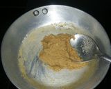 A picture of step 3 of Aate ka sheera.