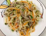 Hình bước làm 3 của món Củ đậu (củ sắn) xào thăn heo