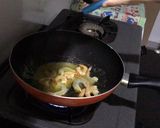 Foto langkah ke 1 dari resep Tumis udang mentega cah paprika mudah endes super kilat #homemadebylita.