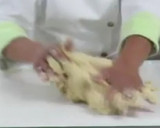 Foto del paso 4 de la receta: Pan de muerto