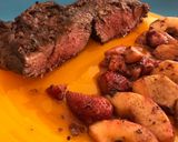 Foto del paso 12 de la receta: #LaCocinaNosUneMi bife de chorizo (entrecot en España) al vino rojo y frutos de estación