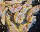 Foto del paso 2 de la receta: Tiras de pollo picante acompañadas con salsa de cítricos y miel