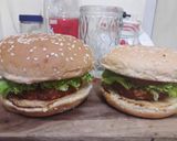 Foto langkah ke 9 dari resep Chiken burger.