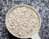 Foto del paso 1 de la receta: Galletitas de avena y coco sin azúcar