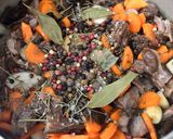 Foto del paso 3 de la receta: Escabeche de cordero al vino tinto con hongos secos