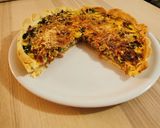 Une image de l'étape 6 de Quiche aux fanes de carotte.