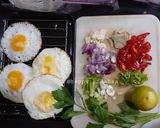 Foto langkah ke 1 dari resep Telur Mata Sapi Bakuah Soun Khas Minang.