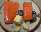 A picture of step 1 of Salmon with Garlic Butter.