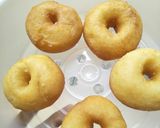 Foto langkah ke 8 dari resep Donat simpel.