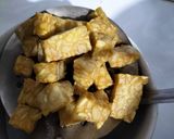 Foto langkah ke 1 dari resep Oseng Telur Ikan Tenggiri.