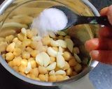 A picture of step 2 of Hummus.