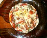 A picture of step 4 of Chicken nugget green gram pizza.