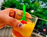 দুই স্তরওয়ালা আমের কাপ লস্যি (Mango cup lassi recipe in bengali) রেসিপি ধাপ - 3 ছবি