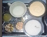 A picture of step 1 of Cusrated powder karachi halwa.