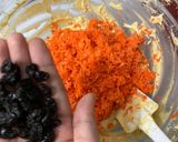 Foto langkah ke 3 dari resep Carrot Cake Less Sugar.