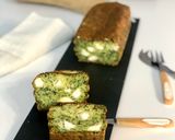 Une image de l'étape 6 de Cake salé à la feta et aux épinards.