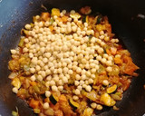 Foto del paso 2 de la receta: 335. Fideuà melosa de verduras con garbanzos vegana