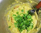 Foto langkah ke 2 dari resep Saus guacamole.