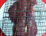 Foto del paso 3 de la receta: Hígado de cordero en salsa de mantequilla pura de vaca y laurel