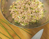 Foto del paso 7 de la receta: Gyozas de pollo, calabacín y cebolleta