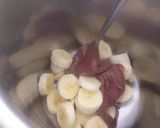 A picture of step 1 of Dry fruit shake.