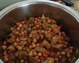Foto del paso 3 de la receta Guiso de garbanzos con verduras