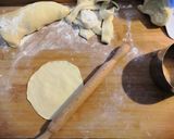 Foto del passaggio 11 della ricetta Xiao Mai - Ravioli cinesi al vapore con gamberi