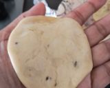 A picture of step 3 of Daal kachori with tarkari.