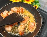 Foto langkah ke 6 dari resep Udang Garlic Butter 🧄.