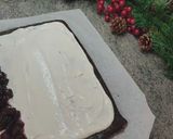 Foto del paso 5 de la receta Tronco de Navidad con cerezas borrachas