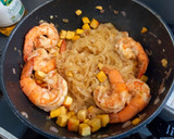 Foto langkah ke 6 dari resep Pad Thai (ผัดไทย) - Kwetiau goreng Thailand.