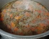 A picture of step 3 of 19 b soup with garlic bread.