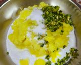 A picture of step 2 of Farali Aloo Paratha.