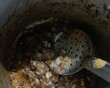 A picture of step 4 of Dhaba mutton curry.