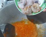 Foto langkah ke 2 dari resep Nasi Goreng Seafood.