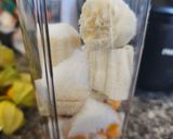 Foto del paso 2 de la receta: Licuado de Uchuvas y Banana