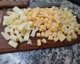 Foto del paso 1 de la receta: Canastitas de quesos varios