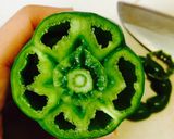A picture of step 1 of Kid-Friendly Sliced Bell Pepper Meat Stuffing.