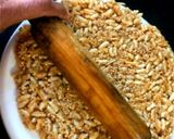 तिल-मुरमुरा चिक्की(til murmura chikki recipe in hindi) रेसिपी चरण 15 फोटो