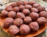 A picture of step 4 of Original Italian Meatballs.