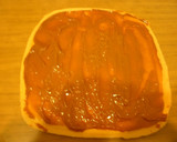 Foto del paso 3 de la receta: Postre de pionono con helado de chocolate, dulce de leche y americana.