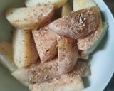 Foto langkah ke 1 dari resep Potato Wedges.